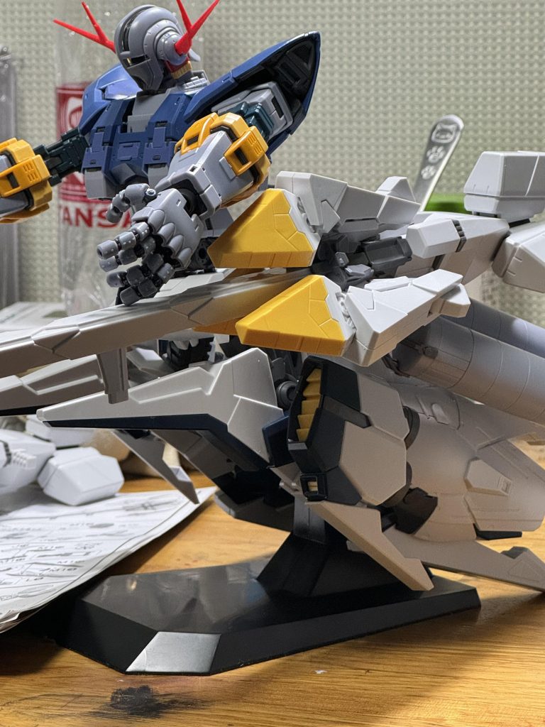 塗装、筋彫り前ジークアクス始まって、モチベーション上がったのとゴールデンウィークが重なったので意を決して制作しました。