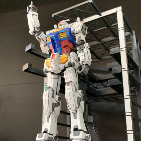 1/144 RX-78F00 w/GUNDAM DOCK