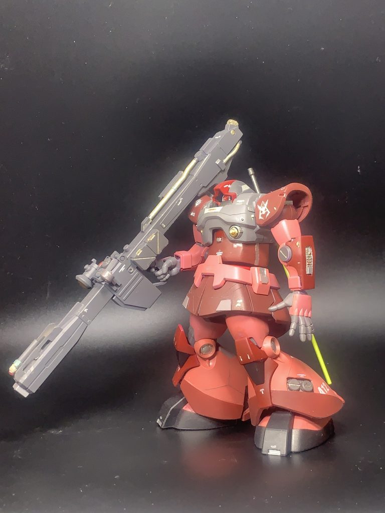 赤いリックドム〈HGUCドム〉