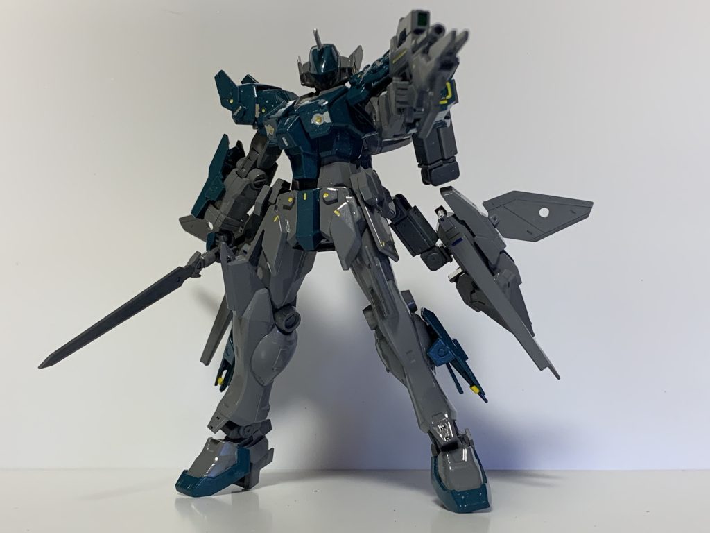 この機体は聖華世界関連で私が執筆してる小説(魔装兵ティーガーのとことは別)の後半主人公機にするつもりで製作しました(実際に小説で活躍するかは甚だ怪しいんですが)。製作中はやや迷走しましたが、納得いくようにまとまったので良しとします。途中で書いたように戦術機をモチーフとして作ったので、なんとなくそれっぽいと思ってもらえると幸いです(そう見えるかな?)それではご清聴ありがとうございました。