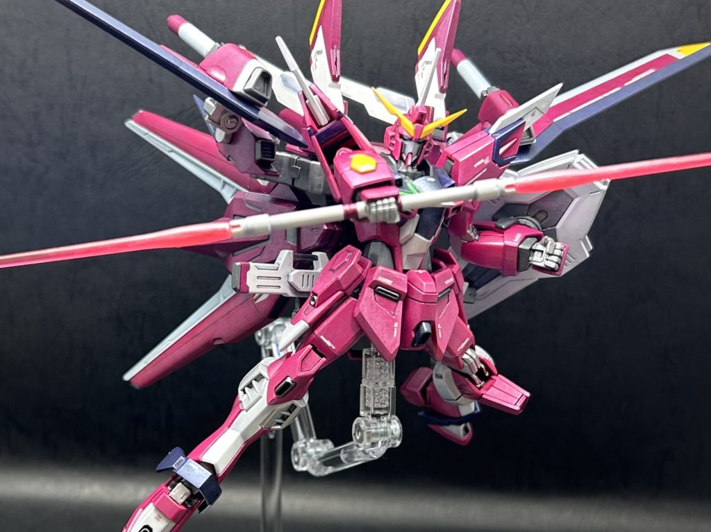 ジャスティスならやっぱり連結サーベルは外せませんでした。(今まで以上に取り回しが悪くなりましたが)