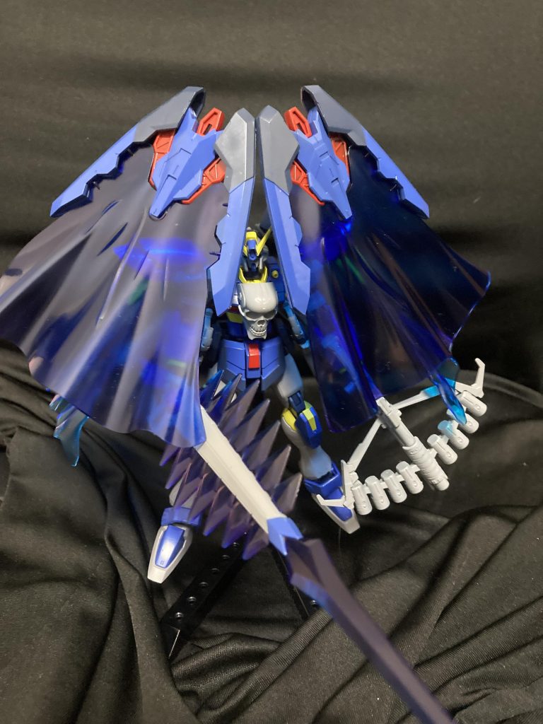 まずは数あるモードの一つ、フルドレスモードです。この形態はトライユニットのエネルギーをかなり消耗しますが相手の攻撃を無効化しながら近づくことができます👍基本的には武器は使い捨てで、高出力のムラマサブラスターZやピーコックスマッシャーXも使い終わったら捨てて軽量化を図っていくスタイルです！