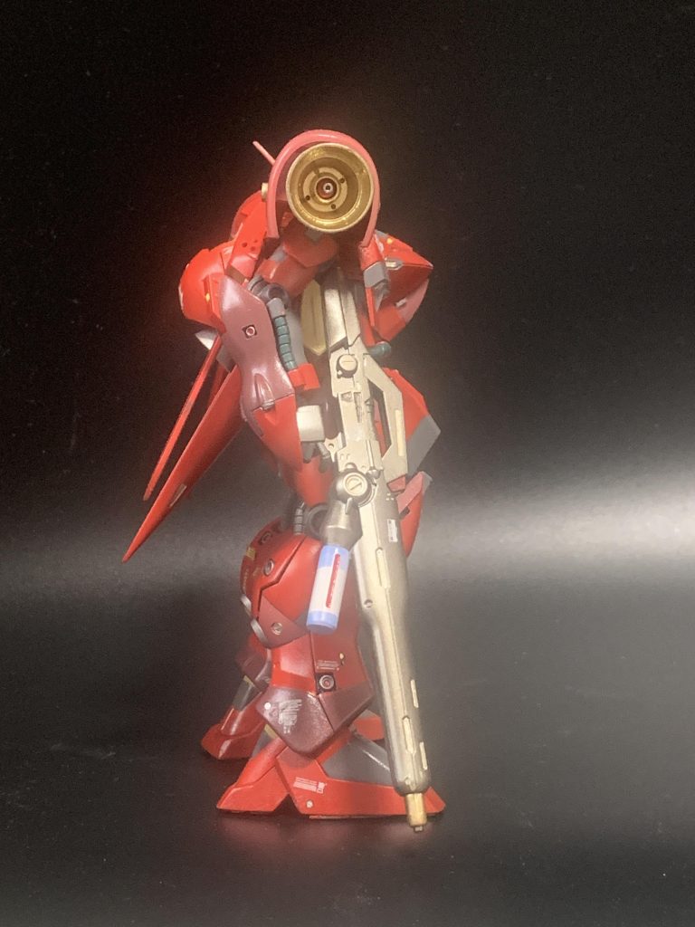 右のサイドショット。このビームマシンガン、デザインも非常に良きです。(zaku-kao6)