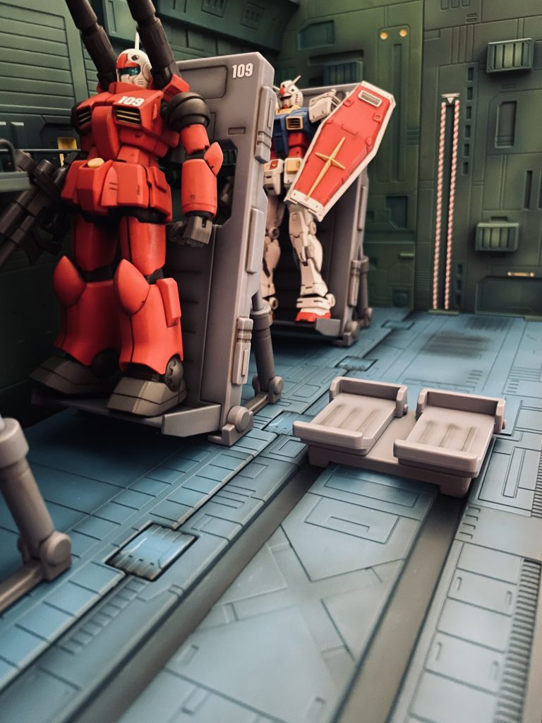 右からのアングルです。