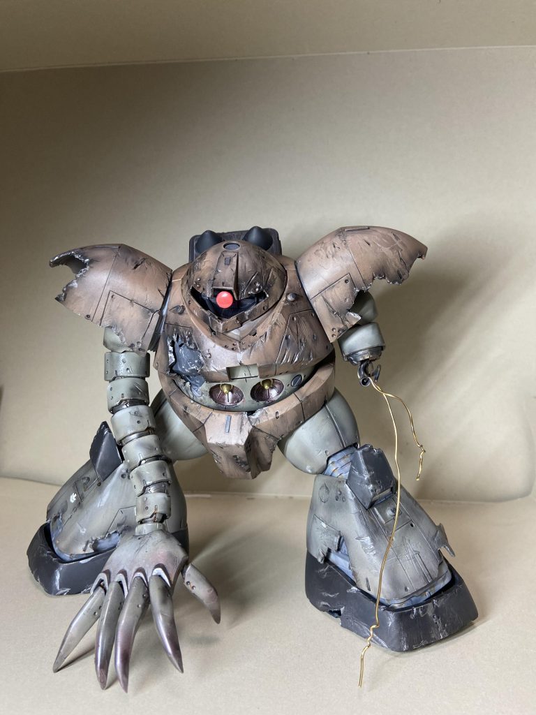 左腕は作ってる時に破損したんで右腕に足して延長してます😅