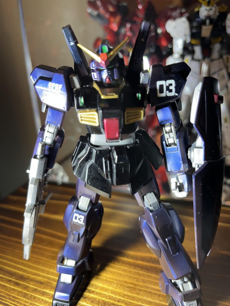 我が家の照明集めてなるべく明るくした状態での写真を追加しました。