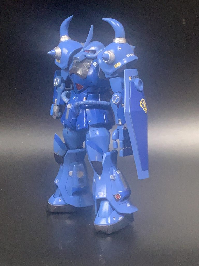 蒼き巨星　ランバラル大尉の愛機　心なしか男臭さがにじみ出ています。〈私の勝手な解釈です(zaku-kao4)〉