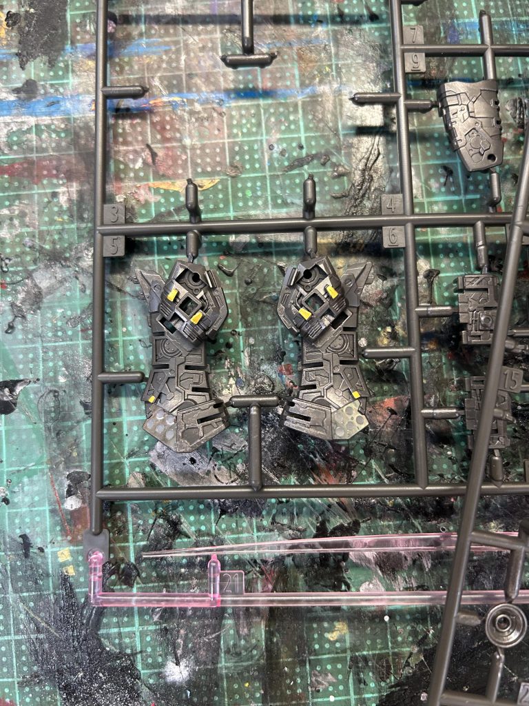 ランナーのまま全工程！RG福岡νガンダム完成！–4枚目/制作者：蒼井結目