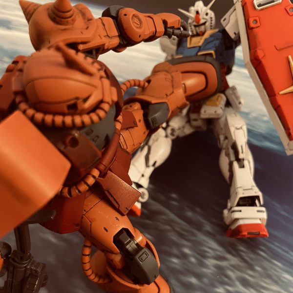 見せてもらおうか、連邦軍のモビルスーツの性能とやらを。