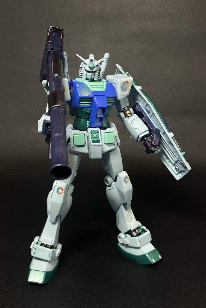 武器と装甲裏に部分塗装しています。