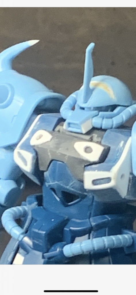 口部はノーマルのおちょぼ口ではなく台形に形状変化、ザクとグフを作る際はここをこだわっています。屁のツッパリです。