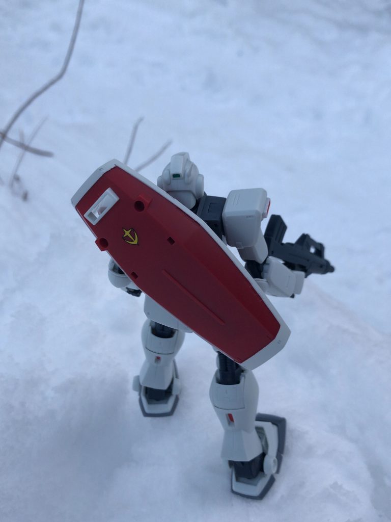 小生はこの機体がかなり好きでGM系の中ではトップクラスにカッコイイデザインだなと考えている。（活躍したどうかは置いといて💦）(gundam-kao3) 