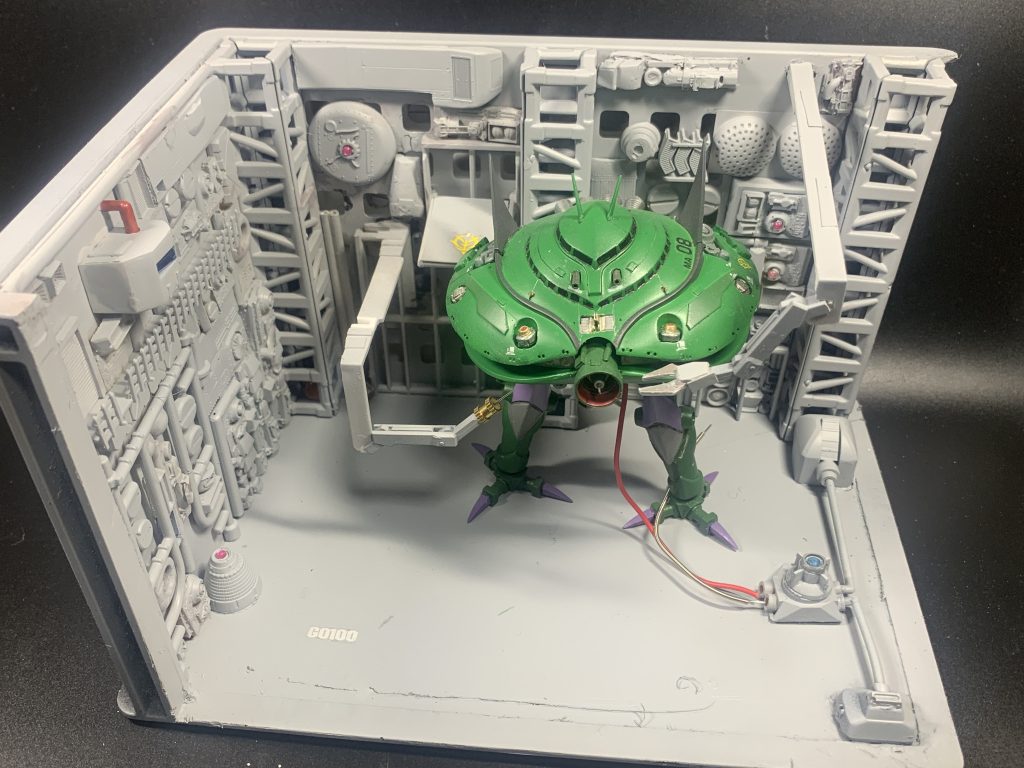 1/550サイズなのでさすがに他モビルスーツ＆人のジオラマは無理でした(zaku-kao4)