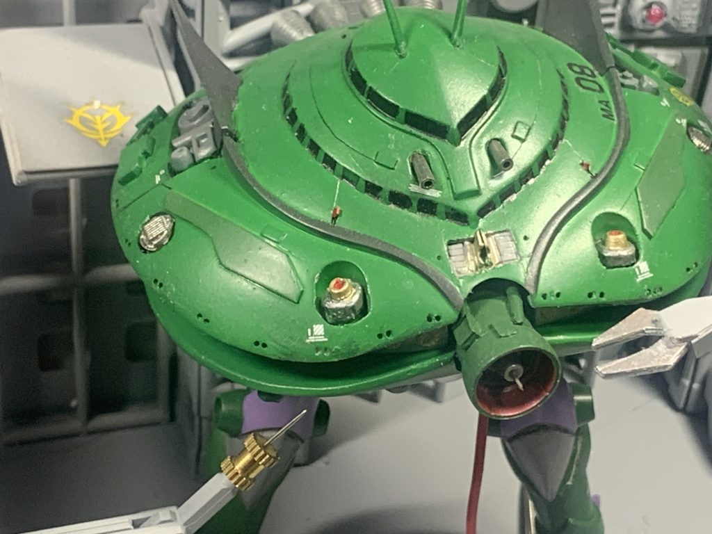 古いキットとは思えない出来です。バンダイの技術は化け物か⁉