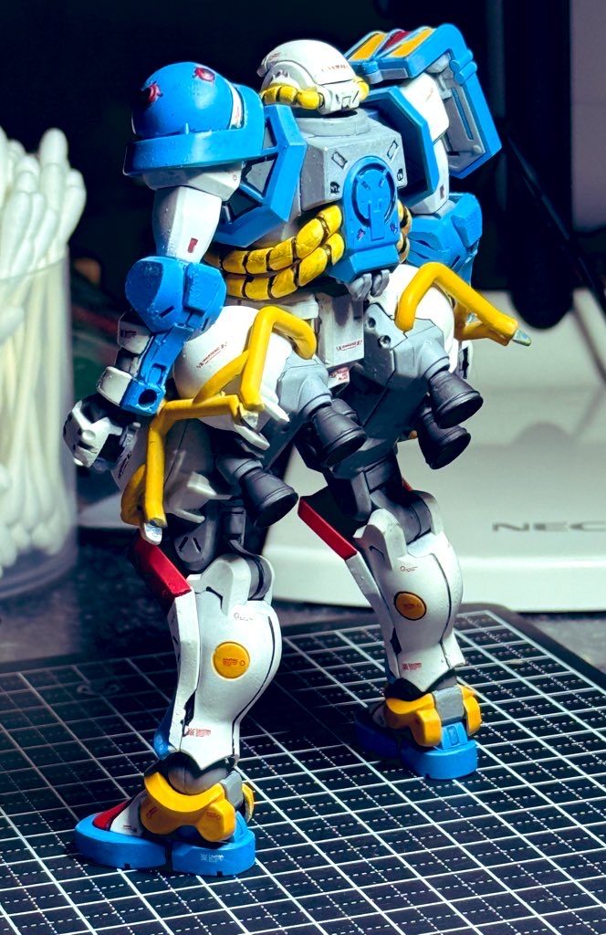 軍警ザク–3枚目/制作者：ぐりこ