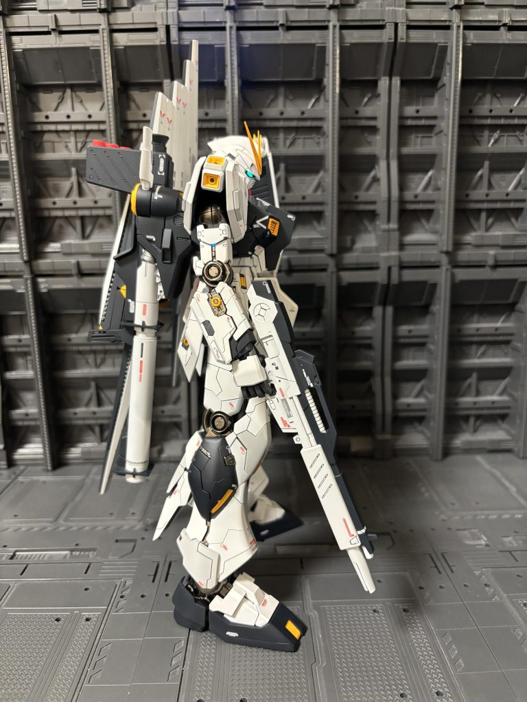 反対側から。とにかく情報量が多いのでみてて飽きないです👌