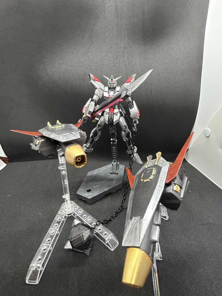 カガリビタソガレのバリエーション機で火力特化形態｡主に連合の技術を使用しておりゲシュマイデイッヒ・パンツァーやミラージュ・コロイドを使用可能｡