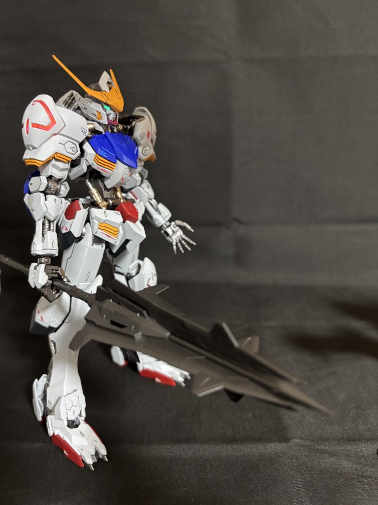 デカールはオルフェンスのDXを使いました。