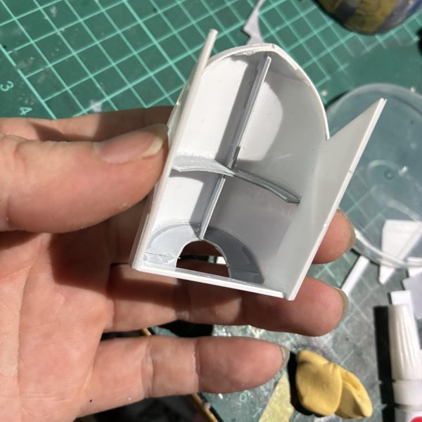 1番やっかいな武器はじめました！ギミックどうしても動かしたくて苦戦してますが形になってきましたある程度できてからディテール追加、肉付けしていきます持たせたいなぁ〜はよ( ＾∀＾)（5枚目）
