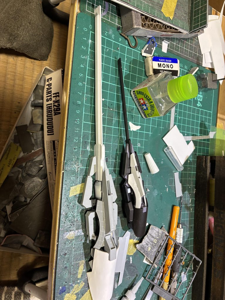 コンポジット　シールド　ブースターは全てプラ板で作成