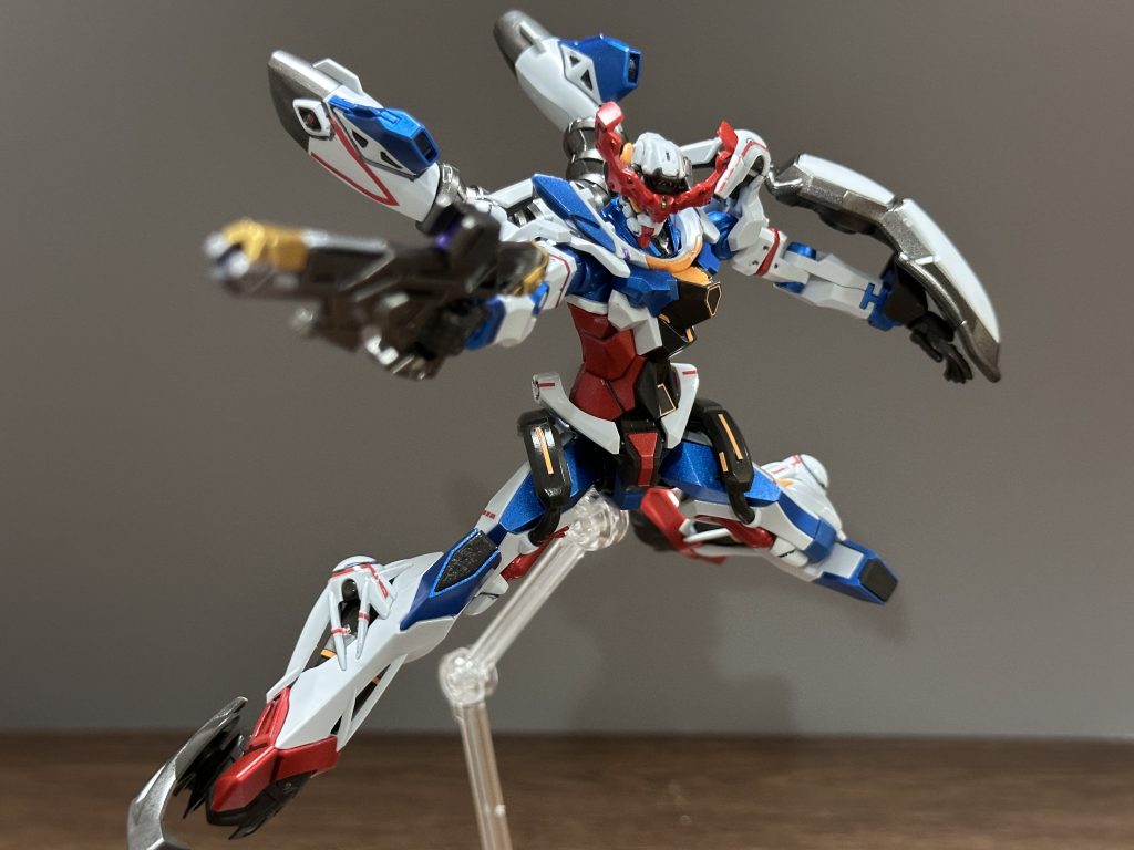 ジークアクスは細かな色分けがめちゃ多いのでこだわりが強いモデラーさんは大変かと僕はシールも使いほどほどにw