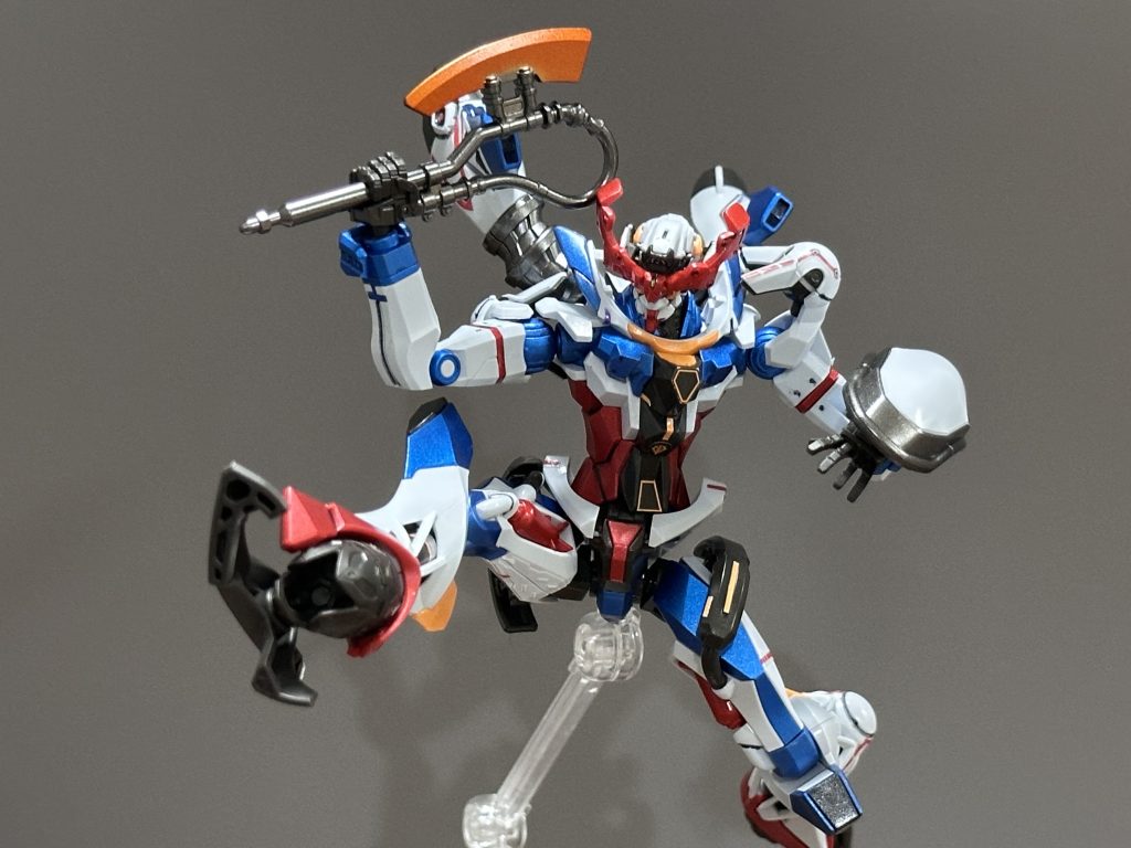 赤と青はメタリックで塗装して光沢トップコートかけました斧の刃のとこはオレンジ