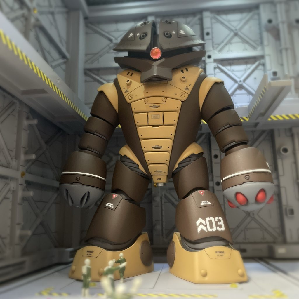 正面からメインカラーはマホガニー(クレオス)&サンディブラウン(クレオス)を使用 