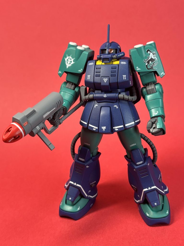 機体の八割ザクII共用。