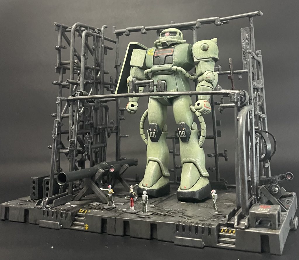 RGシャアザクから、1/144シャアも来てくれました。『どうやら君のザクも間に合ったようだな』