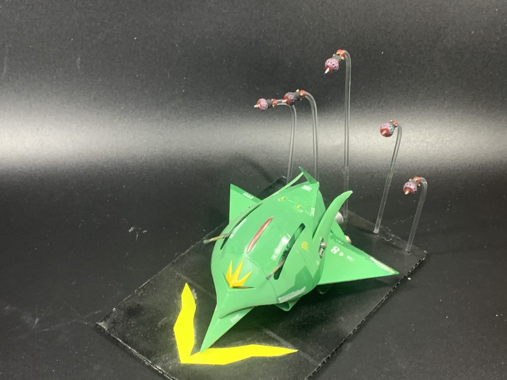 コクピット部はオレンジの透明プラ板にて再現(コクピット内は見えません)