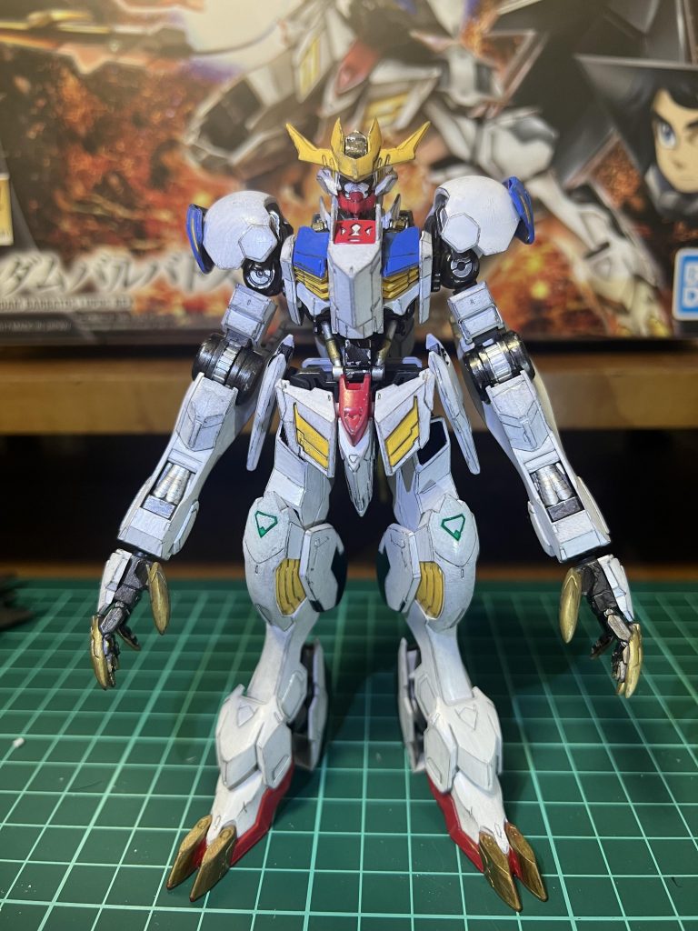 白の広がりがすごく悪くどうしても塗りムラができてしまいます。