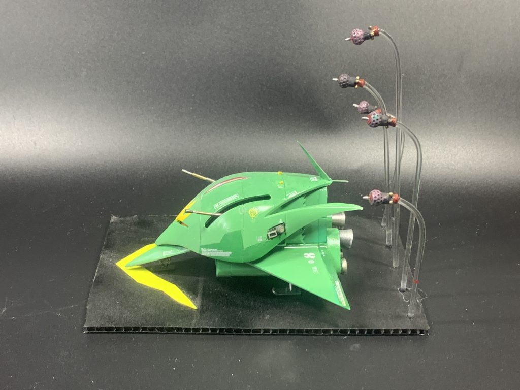 エルメスの流麗なフォルムを再現する為、別部品でのディテール、スジボリ、デカールは極力控えました。