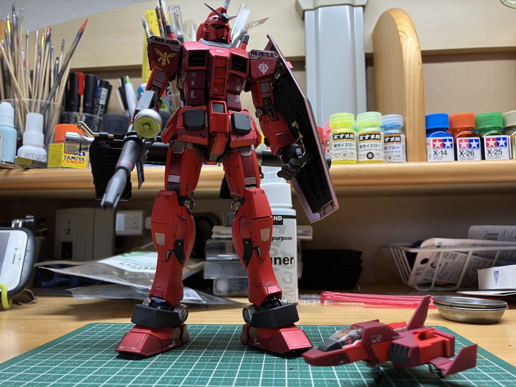 整形色の濃い赤が、若干嫌いでしたので(少しは残ってます)思い切って、97%位、塗装しましたw(全塗装では無いです🤣)