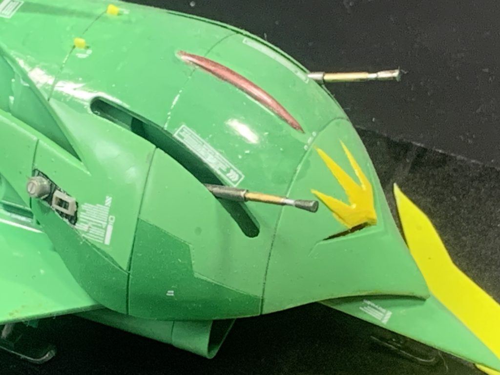 仕上げはクリア(光沢)でトップコートしました。