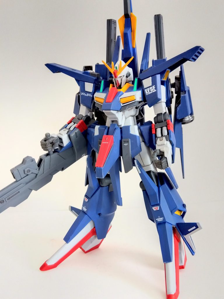 HGUCのZⅡとHGBFのZZⅡをミキシングしています。