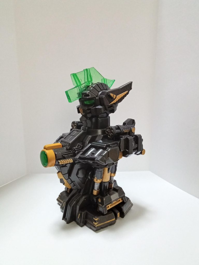 内部は全体を黒鉄色で塗り、シタデルカラーで部分塗装しました。