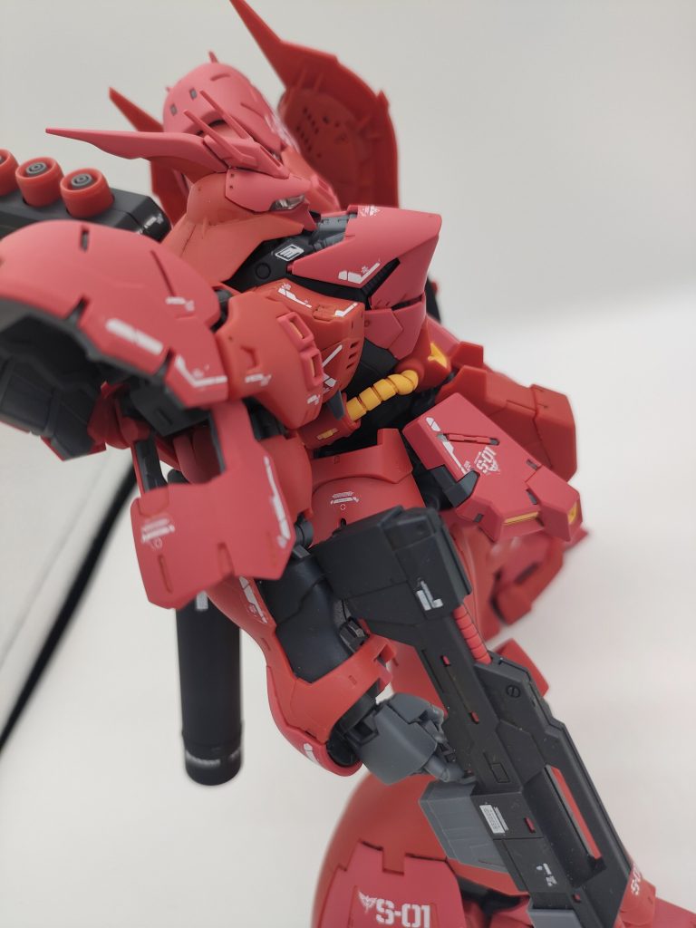 RG サザビー–3枚目/制作者：GUNHON