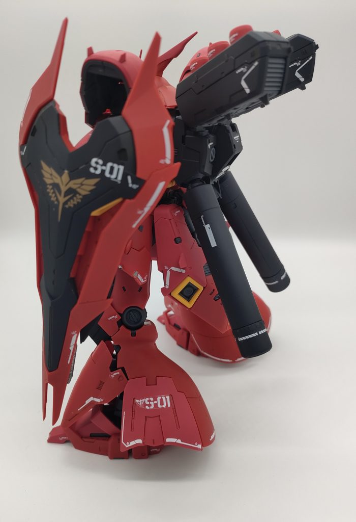 RG サザビー–5枚目/制作者：GUNHON