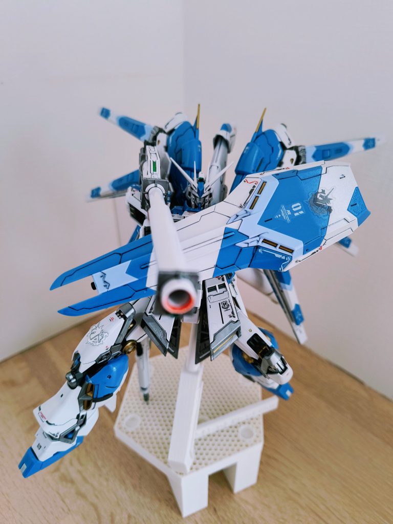 RG Hi-vガンダム