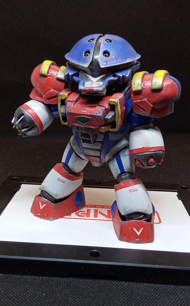 以前は造ることが出来ずオミットしていた肩装甲それっぽくは造れるようになったので作成&装着