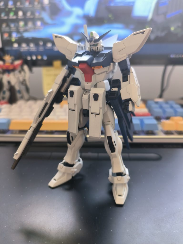 解决了背包问题后我重新优化了一下零件后就直接拿去喷漆了,上完色效果一下子就出来了……