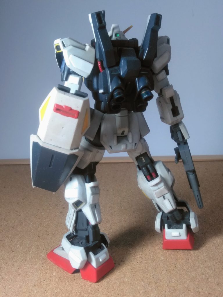 では、本題😌もはや経緯も素性も、騙る事などナニもない❗皆様大好き『ガンダムMk-II』🤩💘此方はREVIVE版ではナイ方の子と成ります 😚・・・・・🧐『カミーユくん』を弄るワケにもいかないし 😅シュウセイ サレテ シマウノデ💦タイトルに書き込んでも在るのだから 🤔妄想キャラでも絡ませますか 😁⤴️⤴️