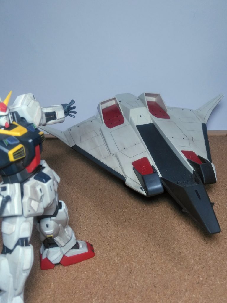 さて!御注目‼️今回のミセビラカシshotは此方 😤💨💨『ガンダム Mk-Ⅱ』好きには垂涎モノ❓なキット 🤤💦『フライングアーマー』( ̄ヘ ̄メ) ドヤッ!