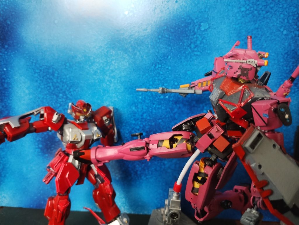 悪いモビルスーツにキックをお見舞いだ!