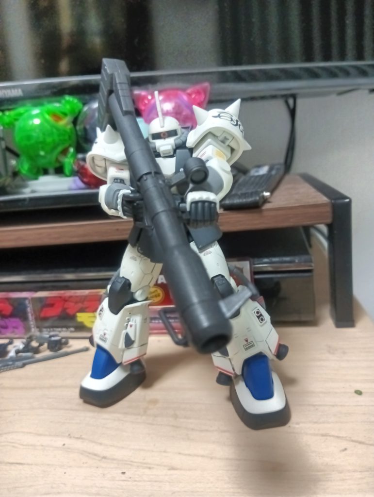 シン・マツナガ専用高機動型ザクII カスタムタイプ–4枚目/制作者：keipalu