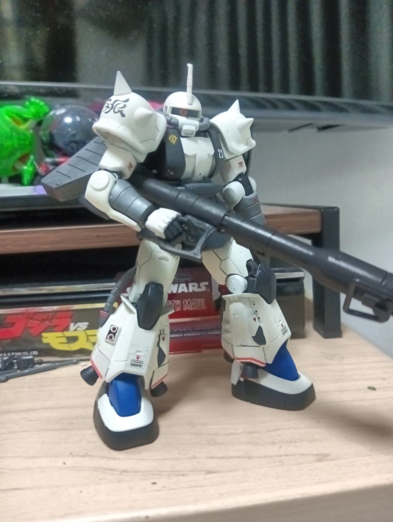 シン・マツナガ専用高機動型ザクII カスタムタイプ–5枚目/制作者：keipalu