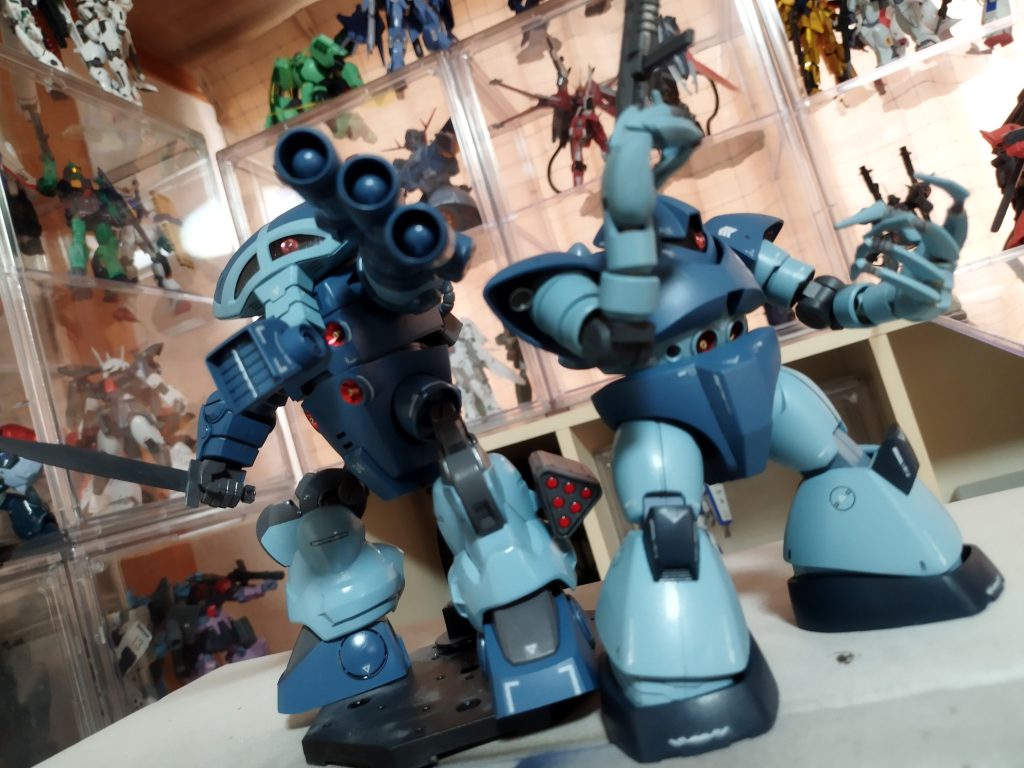 前回作ったゴッグと撮影。同じ部隊という設定です。