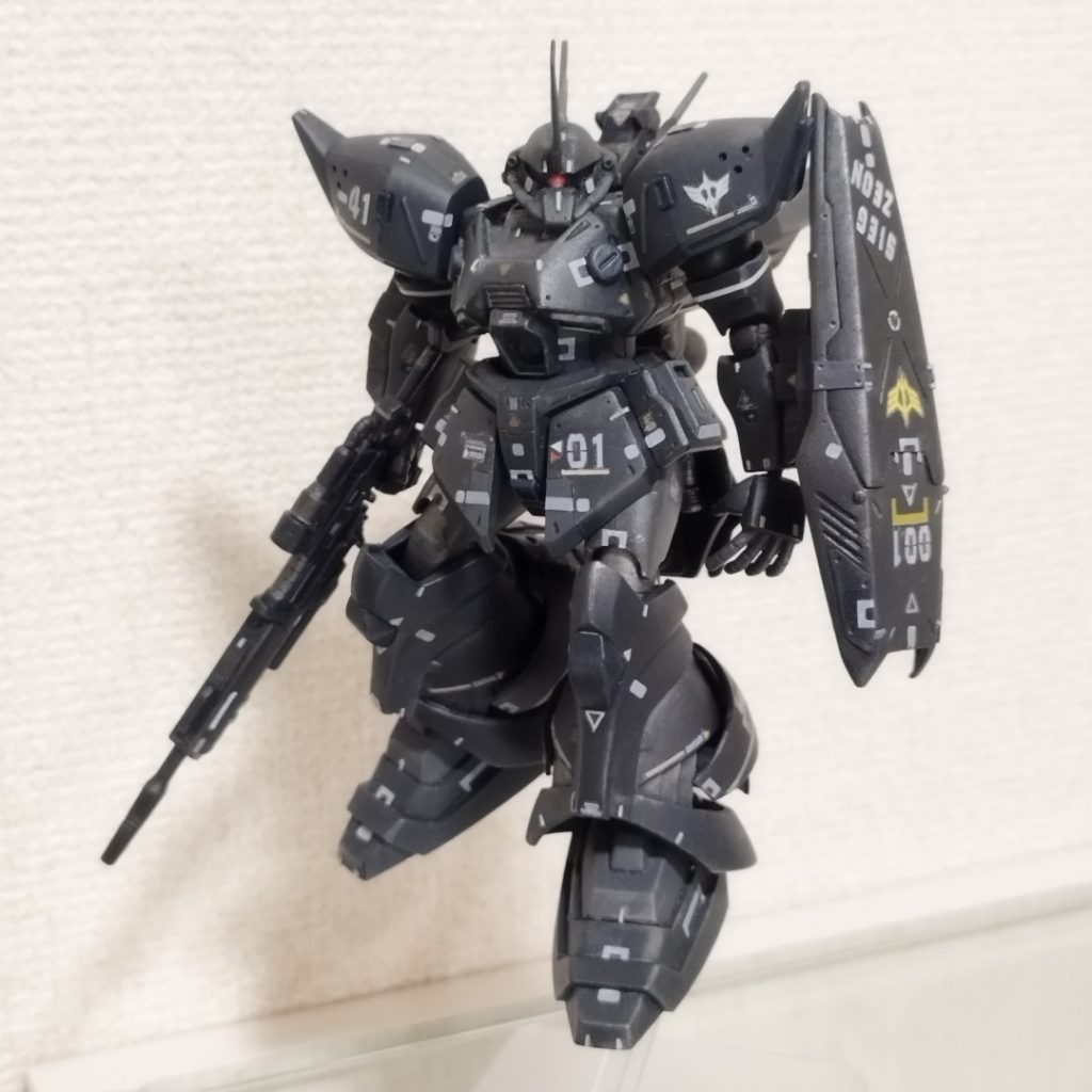 ⑥ディテールの追加、頭部の可動幅改修など都度気になったところを修正自己大満足ゲルググの完成🐤