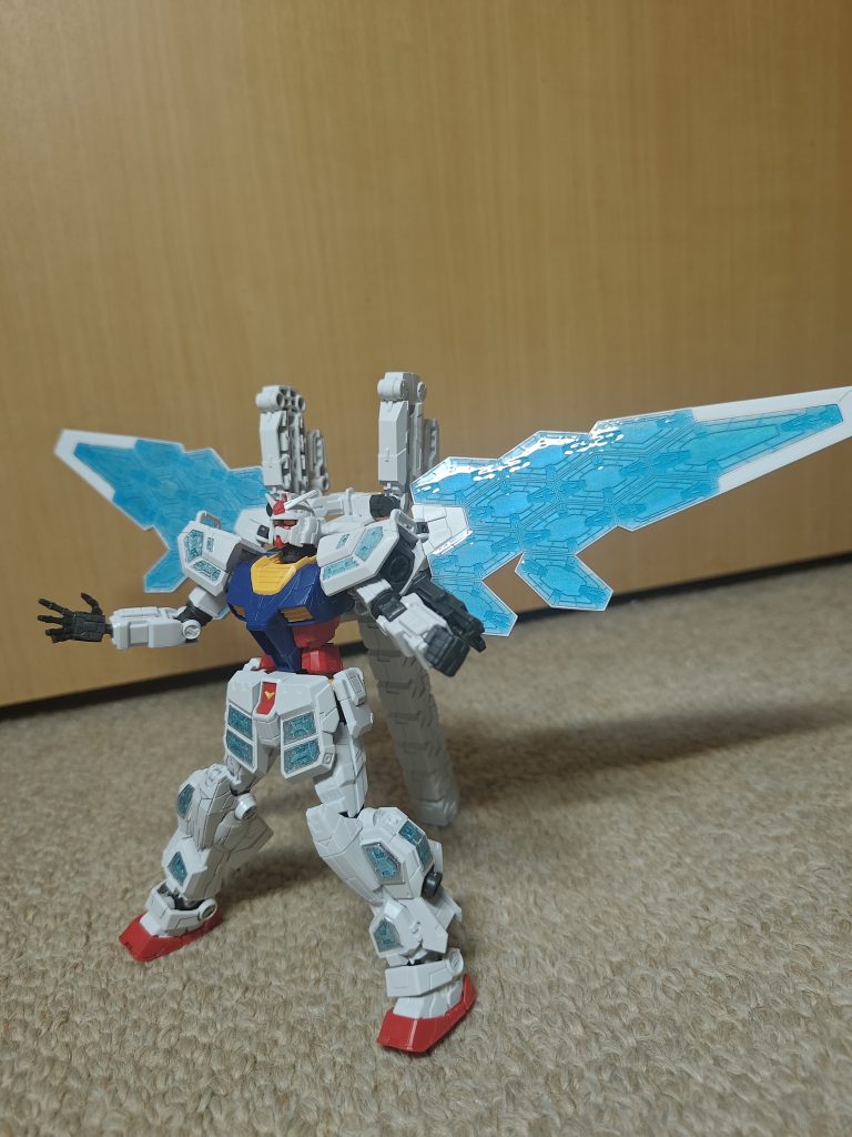 RX-78F00/Eガンダム グラスフェザー装備