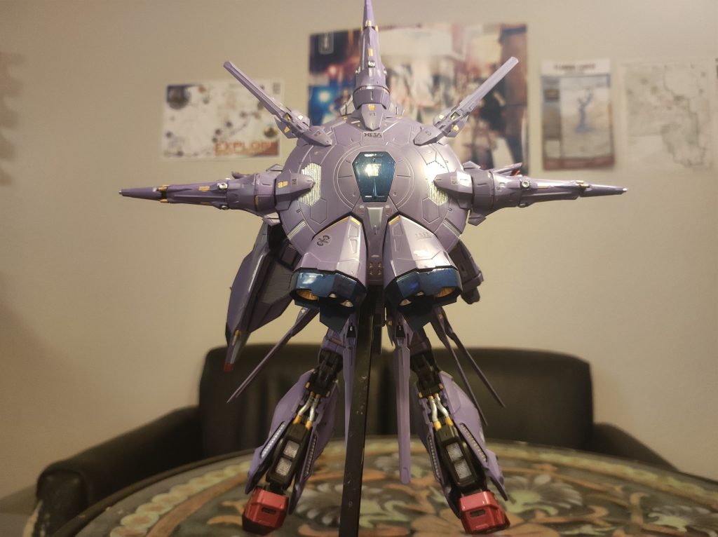 脚を含む後ろの塗り分けも頑張りました。